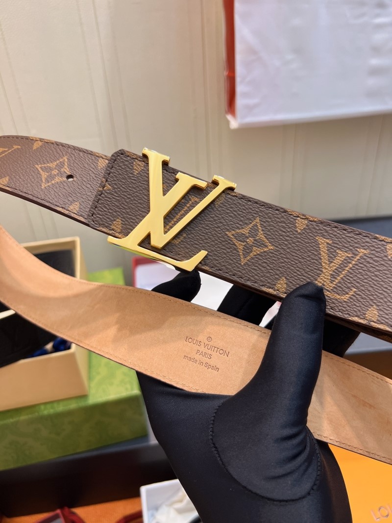 l0vis Vvtt0n belts